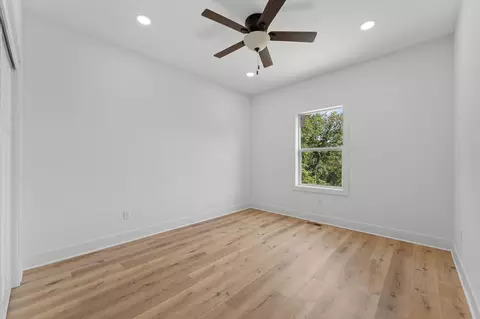 Bedroom - 97 Sparrow Ln, Shell Knob, MO 65747 photo 6 of 11