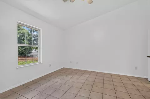 Bedroom - 307 Spring Meadow Pkwy, Branson, MO 65616 photo 5 of 6