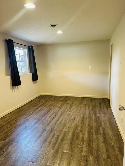 Bedroom - 588 Clever Heights Ct, Clever, MO 65631 photo 5 of 5
