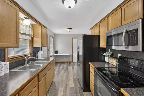 Kitchen - 712 S Chestnut St, Buffalo, MO 65622 photo 3 of 3