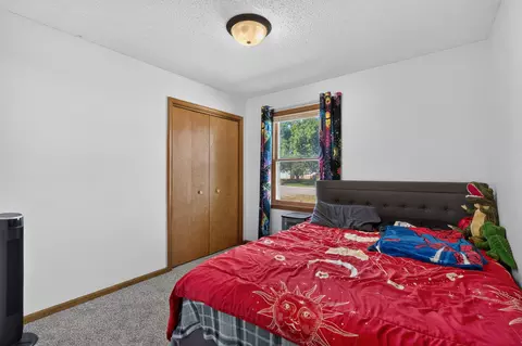 Bedroom - 712 S Chestnut St, Buffalo, MO 65622 photo 3 of 4