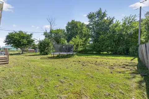 Exterior - 712 S Chestnut St, Buffalo, MO 65622 photo 6 of 8