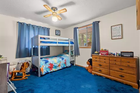 Bedroom - 23164 Elm Ln, Shell Knob, MO 65747 photo 2 of 4