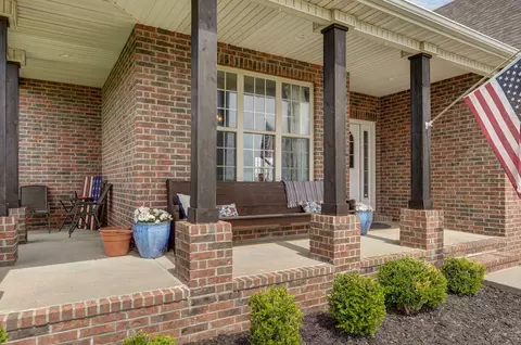 Exterior - 2115 N Williamsburg Ln, Ozark, MO 65721 photo 5 of 13