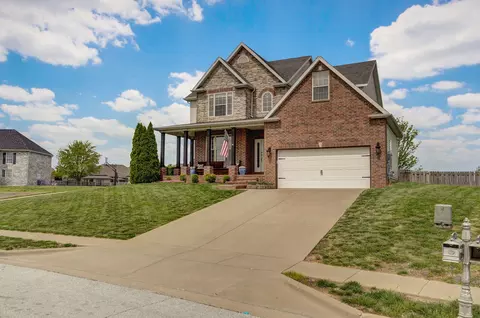 Exterior - 2115 N Williamsburg Ln, Ozark, MO 65721 photo 2 of 13