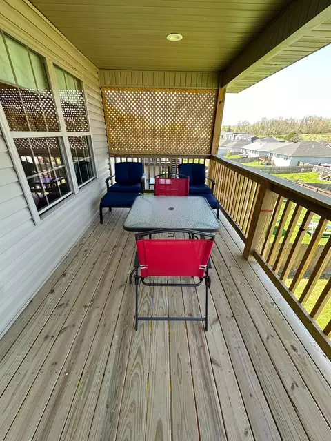 Exterior - 1087 E Daisy Falls Dr, Nixa, MO 65714 photo 8 of 16