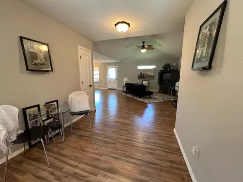 Entry Way - 1087 E Daisy Falls Dr, Nixa, MO 65714 photo 1 of 8