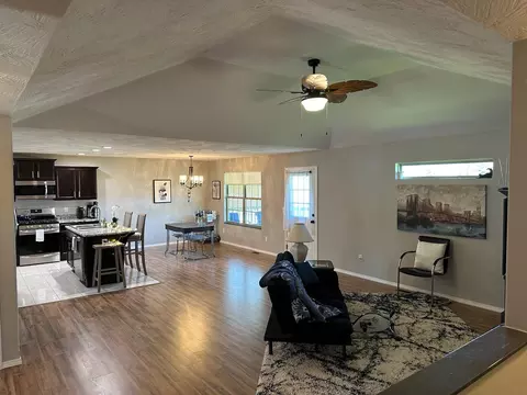 Living - 1087 E Daisy Falls Dr, Nixa, MO 65714 photo 2 of 7