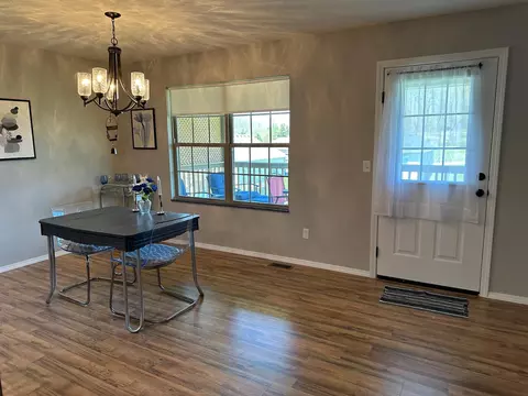 Dining - 1087 E Daisy Falls Dr, Nixa, MO 65714 photo 1 of 1
