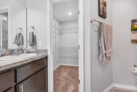 Entry Way - 115 E Seminole St, Strafford, MO 65757 photo 6 of 8