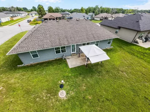 View/Area - 115 E Seminole St, Strafford, MO 65757 photo 1 of 2