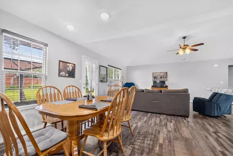 Dining - 115 E Seminole St, Strafford, MO 65757 photo 1 of 2
