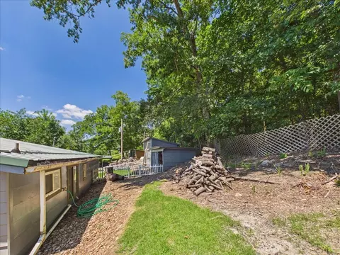 Exterior - 29159 Lakeside Ave, Edwards, MO 65326 photo 7 of 12