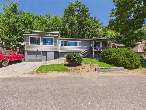 Exterior - 29159 Lakeside Ave, Edwards, MO 65326 photo 9 of 12