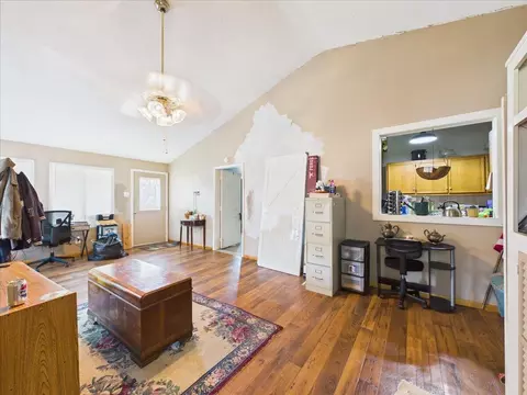 Living - 29159 Lakeside Ave, Edwards, MO 65326 photo 2 of 5