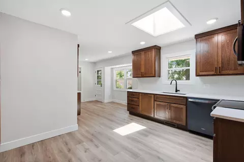 Kitchen - 1524 S Charing Ave, Springfield, MO 65809 photo 5 of 5
