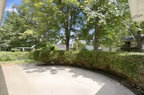 Exterior - 1524 S Charing Ave, Springfield, MO 65809 photo 3 of 9