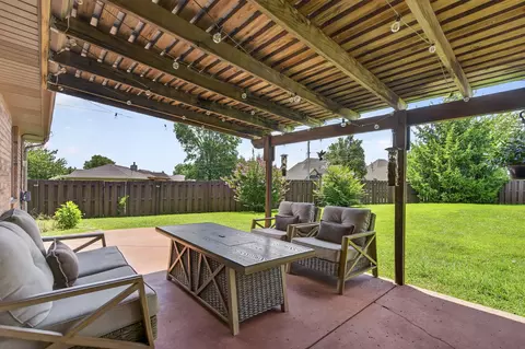 Exterior - 3608 E Lombard St, Springfield, MO 65809 photo 4 of 13