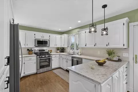 Kitchen - 3608 E Lombard St, Springfield, MO 65809 photo 2 of 3