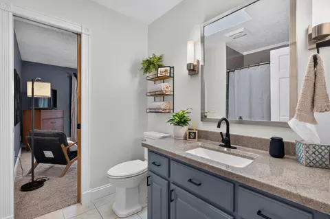 Bath - 3608 E Lombard St, Springfield, MO 65809 photo 4 of 4
