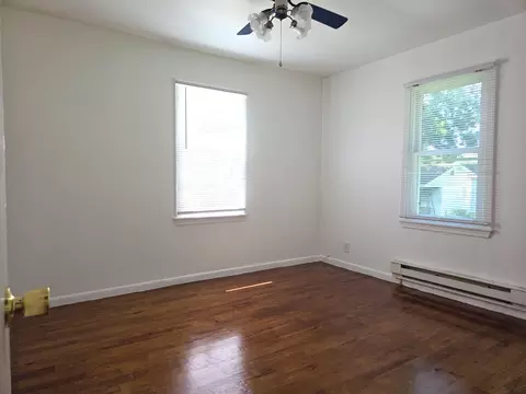 Bedroom - 701 Hooker Dr, Buffalo, MO 65622 photo 1 of 2
