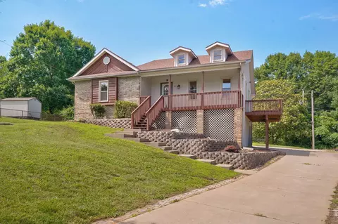 Exterior - 523 E Camino St, Springfield, MO 65810 photo 2 of 12