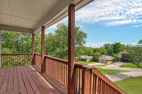 Exterior - 523 E Camino St, Springfield, MO 65810 photo 5 of 12