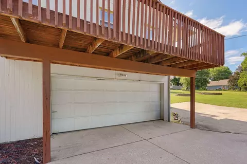 Exterior - 523 E Camino St, Springfield, MO 65810 photo 11 of 12