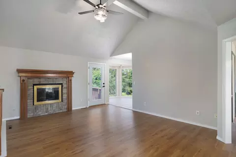 Living - 523 E Camino St, Springfield, MO 65810 photo 1 of 4