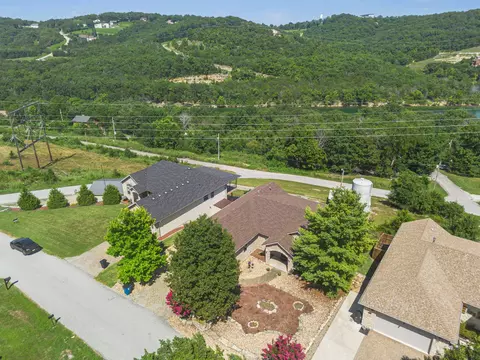 View/Area - 772 Showplace Gtwy, Branson, MO 65616 photo 2 of 18