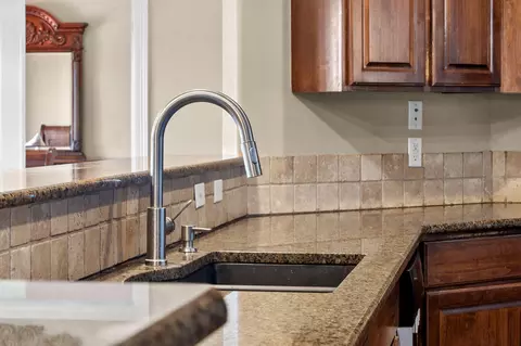 Kitchen - 772 Showplace Gtwy, Branson, MO 65616 photo 8 of 8