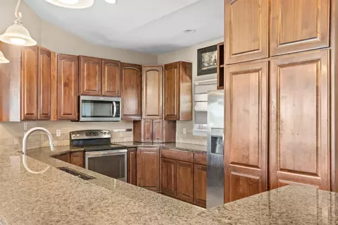 Kitchen - 772 Showplace Gtwy, Branson, MO 65616 photo 4 of 8