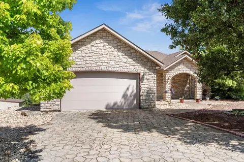 Exterior - 772 Showplace Gtwy, Branson, MO 65616 photo 3 of 11