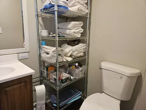 Bath - 1005 E 5th St, Mountain View, MO 65548 photo 3 of 3