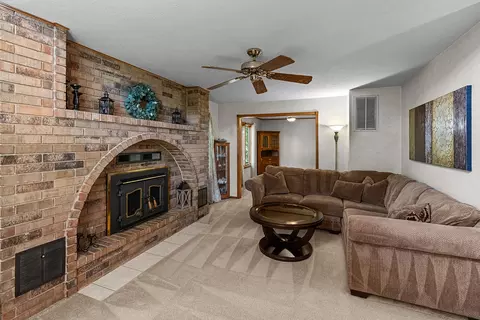 Living - 3107 N Bobwhite Dr, Ozark, MO 65721 photo 2 of 6