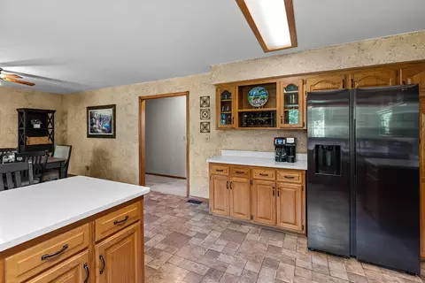 Kitchen - 3107 N Bobwhite Dr, Ozark, MO 65721 photo 6 of 6
