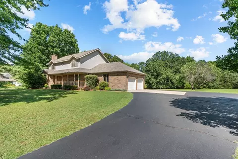 Exterior - 3107 N Bobwhite Dr, Ozark, MO 65721 photo 3 of 14