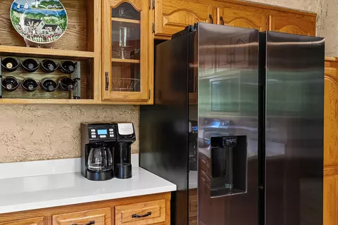 Kitchen - 3107 N Bobwhite Dr, Ozark, MO 65721 photo 2 of 6