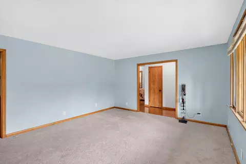 Living - 1635 Oak Dr, Aurora, MO 65605 photo 1 of 3
