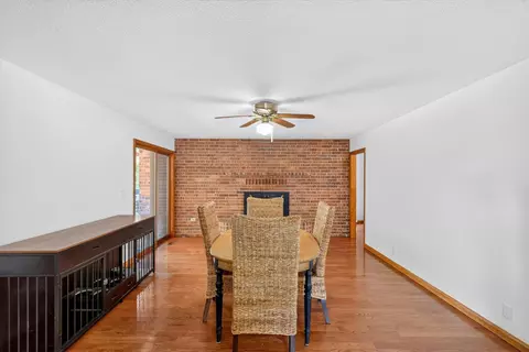 Dining - 1635 Oak Dr, Aurora, MO 65605 photo 2 of 3