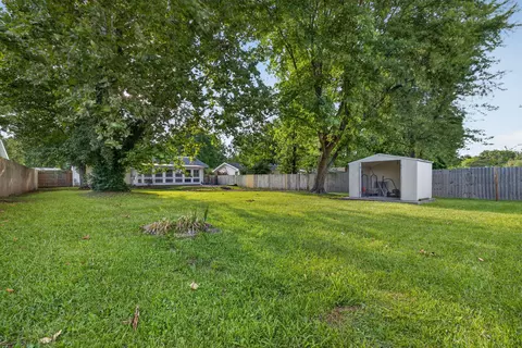 Exterior - 1428 S Marlan Ave, Springfield, MO 65804 photo 10 of 12