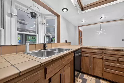 Kitchen - 1428 S Marlan Ave, Springfield, MO 65804 photo 4 of 4