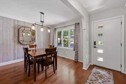 Entry Way - 17 Hillside Dr, Nixa, MO 65714 photo 1 of 2