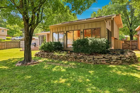 Exterior - 17 Hillside Dr, Nixa, MO 65714 photo 7 of 10