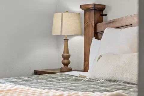 Bedroom - 2906 Vinyards Pkwy #3, Branson, MO 65616 photo 5 of 5