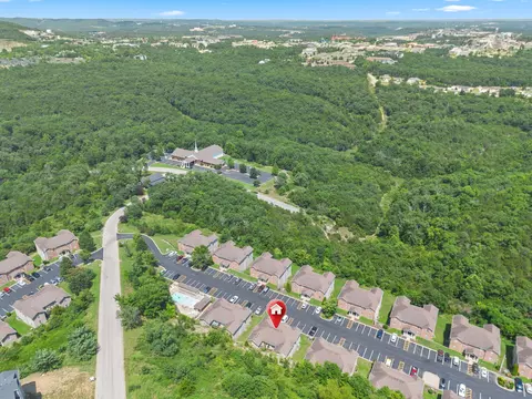 View/Area - 2906 Vinyards Pkwy #3, Branson, MO 65616 photo 7 of 7