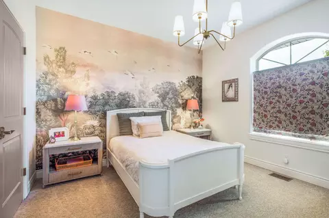Bedroom - 569 Jasmine Dr, Branson, MO 65616 photo 3 of 7