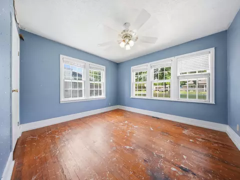 Bedroom - 508 Elm St, Republic, MO 65738 photo 5 of 6