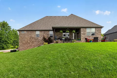 Exterior - 102 E Ironwood Dr, Republic, MO 65738 photo 8 of 11