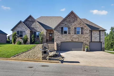 Exterior - 102 E Ironwood Dr, Republic, MO 65738 photo 10 of 11